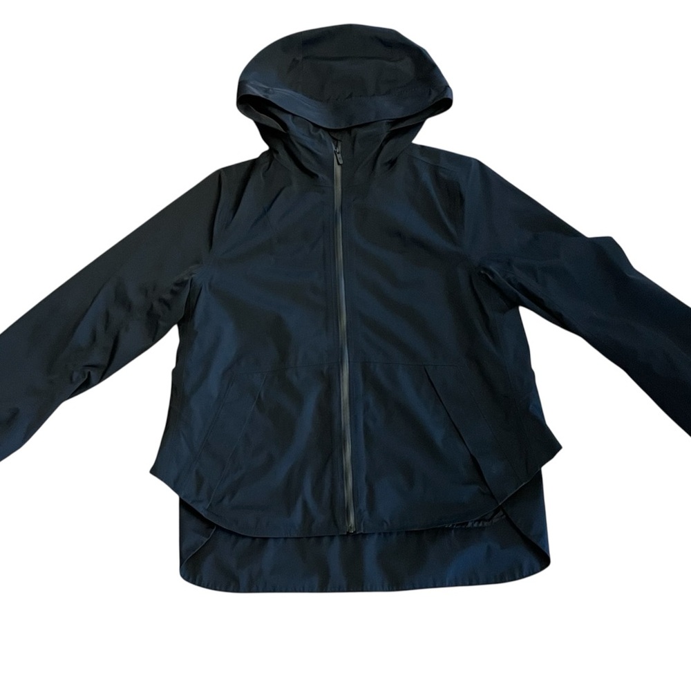 Lululemon Black Hooded Rain Jacket High Low Hem Lightweight Shell Zip Front Sz 4